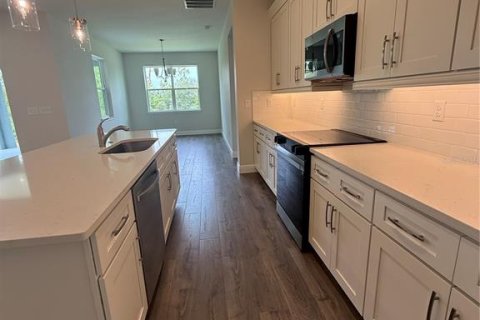 Casa en venta en Ocala, Florida, 4 dormitorios, 199.37 m2 № 2231224 - foto 6