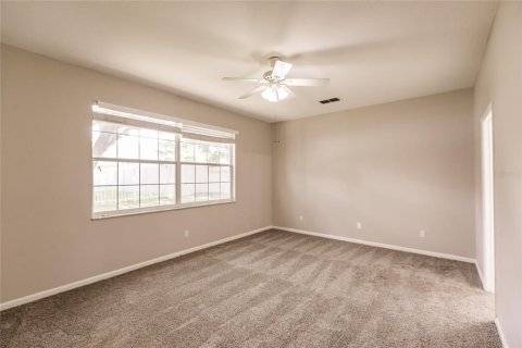 House in Clermont, Florida 4 bedrooms, 221.57 sq.m. № 1845160 - photo 23