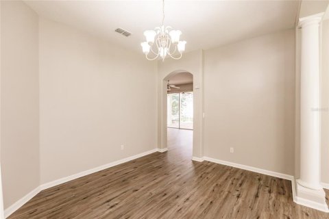 House in Clermont, Florida 4 bedrooms, 221.57 sq.m. № 1845160 - photo 10