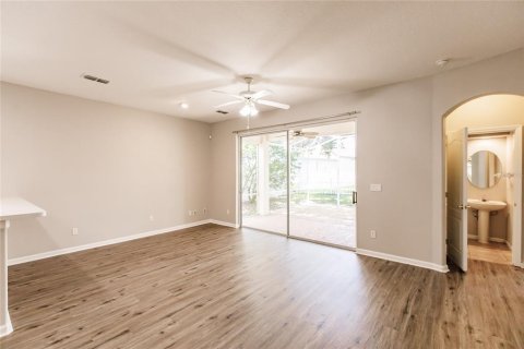 House in Clermont, Florida 4 bedrooms, 221.57 sq.m. № 1845160 - photo 16