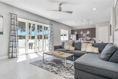 Copropriété à vendre à Four Corners, Floride: 3 chambres, 138.52 m2 № 2135005 - photo 3