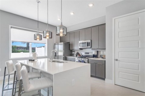Copropriété à vendre à Four Corners, Floride: 3 chambres, 138.52 m2 № 2135005 - photo 6