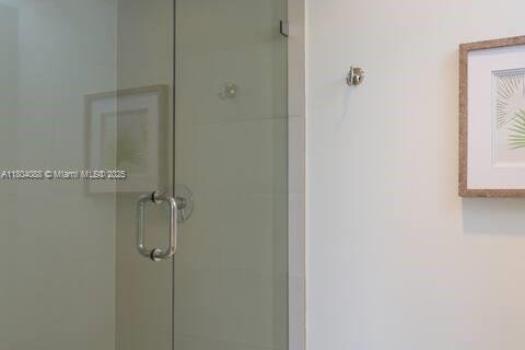 Condo in Hallandale Beach, Florida, 3 bedrooms  № 1940657 - photo 14