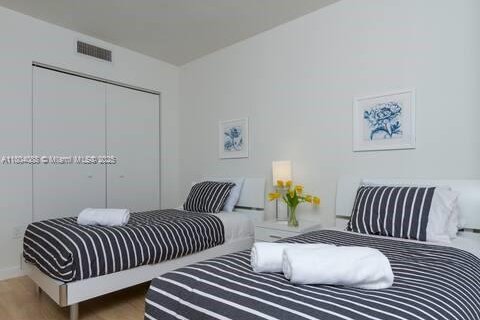 Condo in Hallandale Beach, Florida, 3 bedrooms  № 1940657 - photo 10