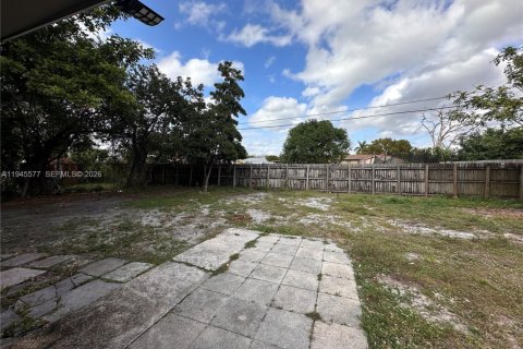 Villa ou maison à louer à Fort Lauderdale, Floride: 3 chambres, 103.86 m2 № 2002522 - photo 19