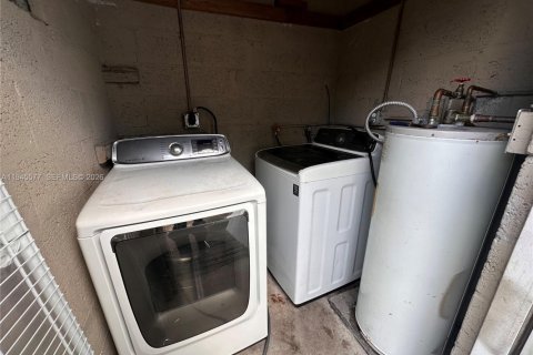 Villa ou maison à louer à Fort Lauderdale, Floride: 3 chambres, 103.86 m2 № 2002522 - photo 18