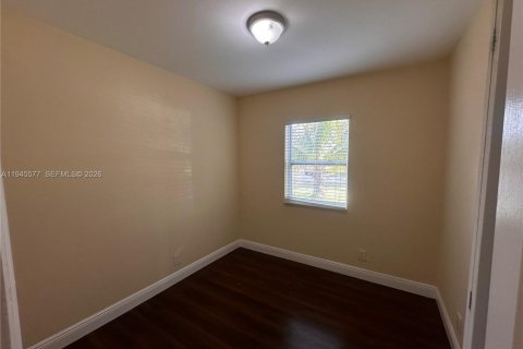 Villa ou maison à louer à Fort Lauderdale, Floride: 3 chambres, 103.86 m2 № 2002522 - photo 8