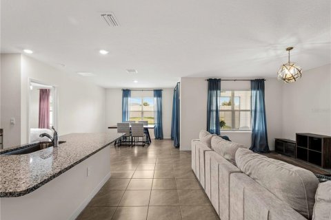 Casa en alquiler en Bradenton, Florida, 3 dormitorios, 155.33 m2 № 1735447 - foto 3