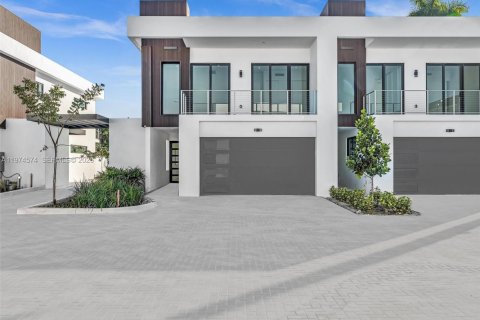 Touwnhouse à Dania Beach, Floride 3 chambres, 193.24 m2 № 2038560