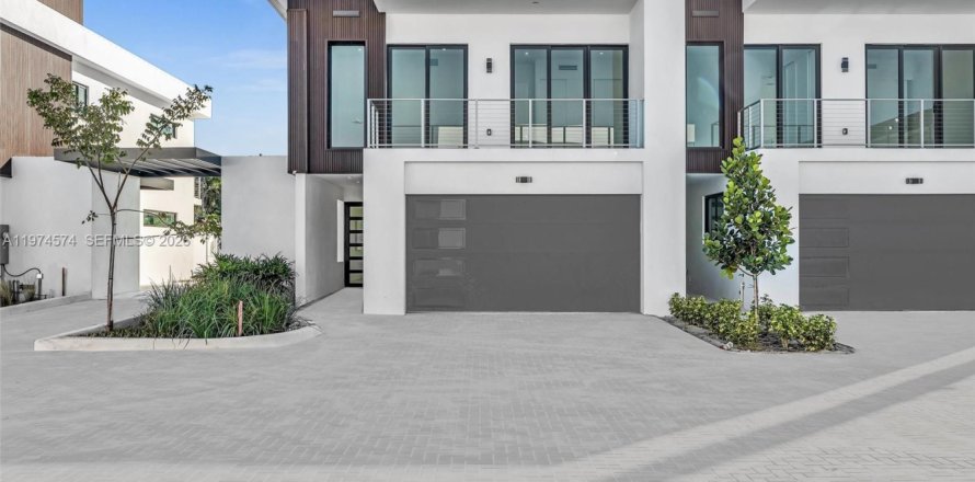 Touwnhouse à Dania Beach, Floride 3 chambres, 193.24 m2 № 2038560