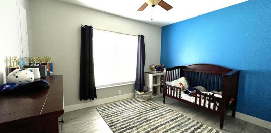 House in Wellington, Florida 3 bedrooms, 213.02 sq.m. № 1020224