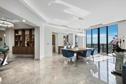 Copropriété à vendre à Sarasota, Floride: 3 chambres, 380.43 m2 № 1656641 - photo 6