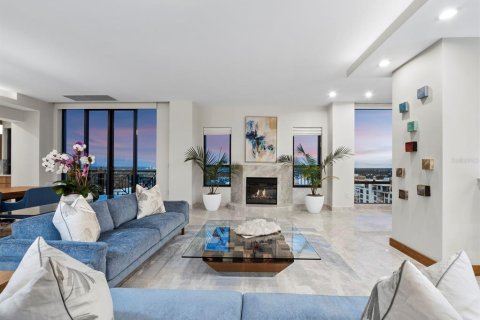 Copropriété à vendre à Sarasota, Floride: 3 chambres, 380.43 m2 № 1656641 - photo 18