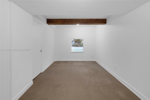House in Fort Lauderdale, Florida 3 bedrooms, 119.01 sq.m. № 1942323 - photo 28