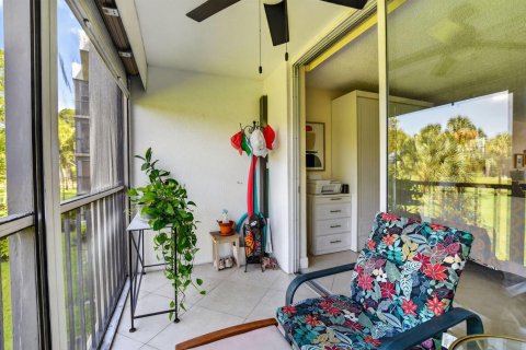 Купить кондоминиум в Дирфилд-Бич, Флорида 2 комнаты, 78.97м2, № 2265852 - фото 9