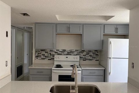 Apartment in Kissimmee, Florida 3 bedrooms, 116.13 sq.m. № 2266335 - photo 6