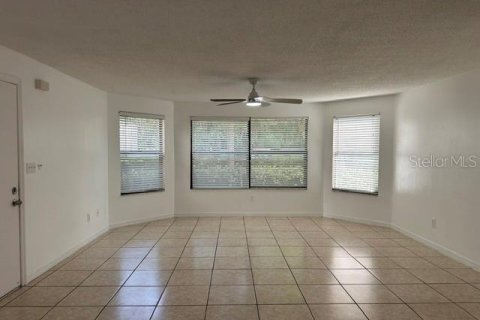 Apartment in Kissimmee, Florida 3 bedrooms, 116.13 sq.m. № 2266335 - photo 4