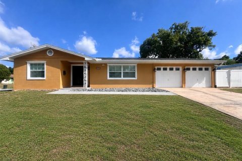 Casa en Winter Park, Florida 3 dormitorios, 142.6 m2 № 2092925