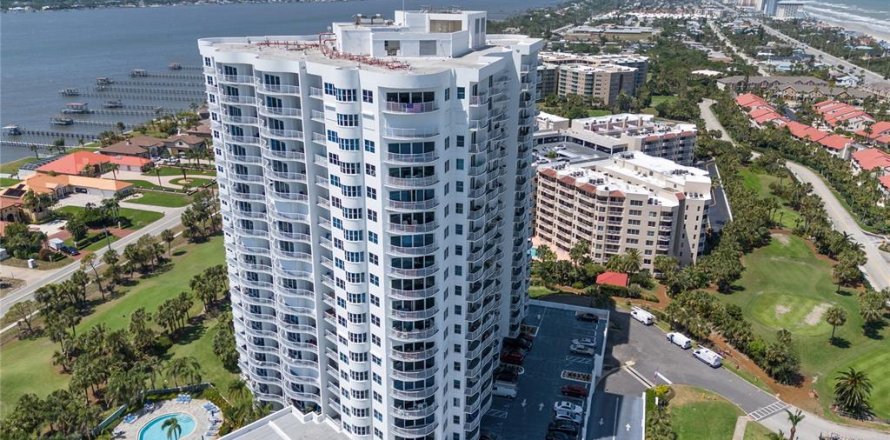 Condominio en Daytona Beach Shores, Florida, 3 dormitorios  № 1732330
