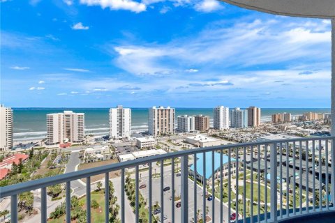 Condominio en venta en Daytona Beach Shores, Florida, 3 dormitorios, 230.4 m2 № 1732330 - foto 26