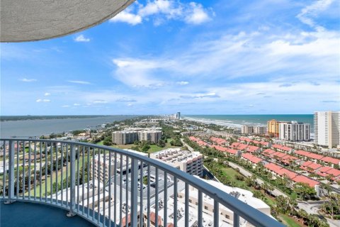 Condominio en venta en Daytona Beach Shores, Florida, 3 dormitorios, 230.4 m2 № 1732330 - foto 17