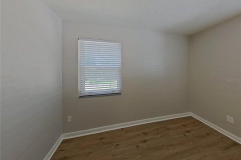 Casa en alquiler en Saint Petersburg, Florida, 3 dormitorios, 111.76 m2 № 1821332 - foto 13