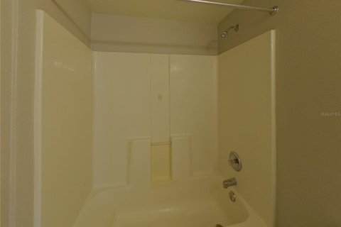 Casa en alquiler en Saint Petersburg, Florida, 3 dormitorios, 111.76 m2 № 1821332 - foto 10