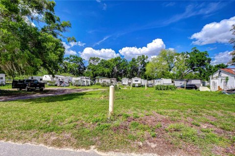 Immobilier commercial à vendre à Dade City, Floride: 1471.39 m2 № 1919287 - photo 8