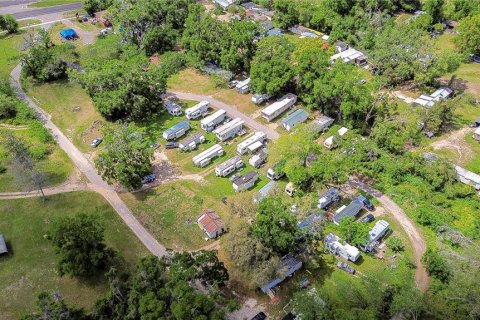 Immobilier commercial à vendre à Dade City, Floride: 1471.39 m2 № 1919287 - photo 4