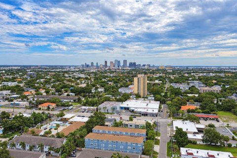 Touwnhouse à louer à Tampa, Floride: 2 chambres, 99.78 m2 № 2407017 - photo 30