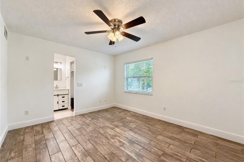 Touwnhouse à louer à Tampa, Floride: 2 chambres, 99.78 m2 № 2407017 - photo 22