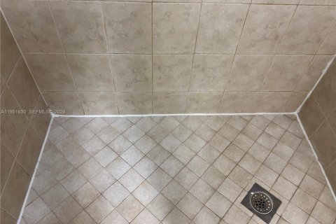 Купить таунхаус в Тамарак, Флорида 2 спальни, 114.27м2, № 2011146 - фото 21