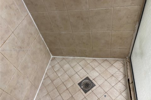 Купить таунхаус в Тамарак, Флорида 2 спальни, 114.27м2, № 2011146 - фото 19