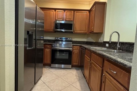 Купить таунхаус в Тамарак, Флорида 2 спальни, 114.27м2, № 2011146 - фото 8