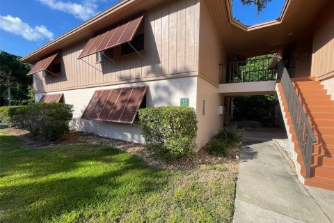 Condominio en venta en Deltona, Florida, 2 dormitorios, 83.33 m2 № 1734374 - foto 1