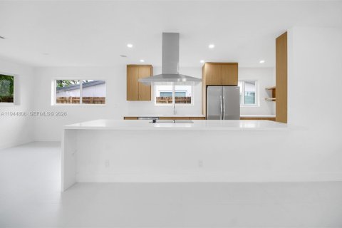 Casa en venta en Miami, Florida, 3 dormitorios, 169.36 m2 № 2002941 - foto 7