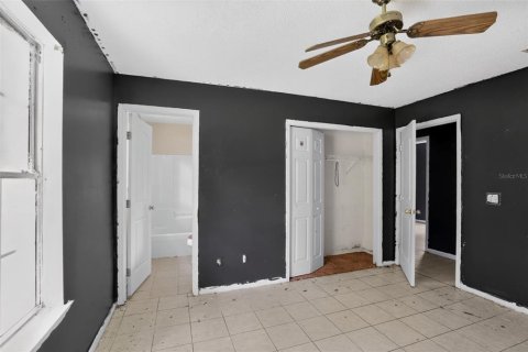 House in Greenwood, Florida 3 bedrooms, 110.65 sq.m. № 2167106 - photo 13