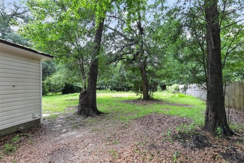House in Greenwood, Florida 3 bedrooms, 110.65 sq.m. № 2167106 - photo 27