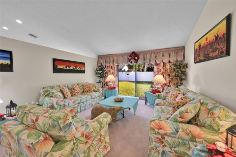 Villa ou maison à vendre à Tamarac, Floride: 3 chambres, 209.49 m2 № 2082405 - photo 2