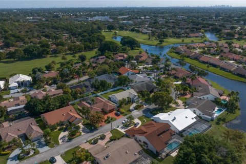 Villa ou maison à vendre à Tamarac, Floride: 3 chambres, 209.49 m2 № 2082405 - photo 21