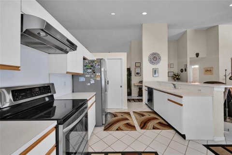 Villa ou maison à vendre à Tamarac, Floride: 3 chambres, 209.49 m2 № 2082405 - photo 5