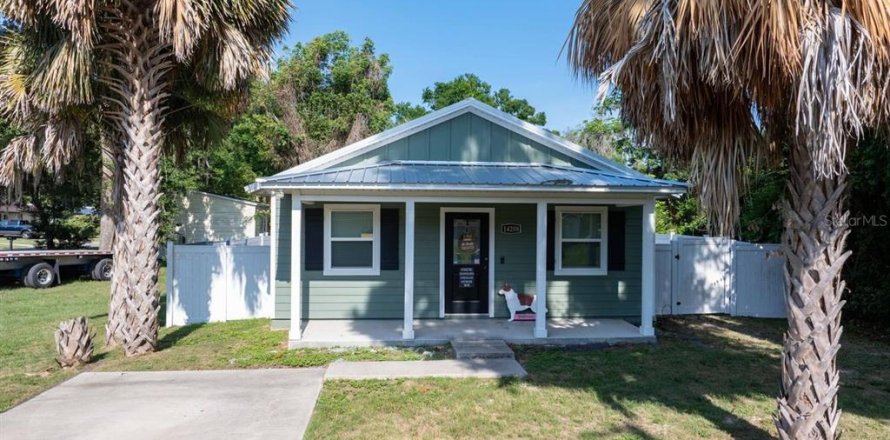House in Alachua, Florida 3 bedrooms, 118.45 sq.m. № 1841638