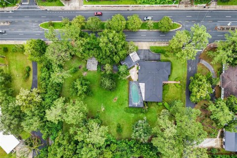 Casa en venta en Gainesville, Florida, 4 dormitorios, 318.19 m2 № 1884372 - foto 1