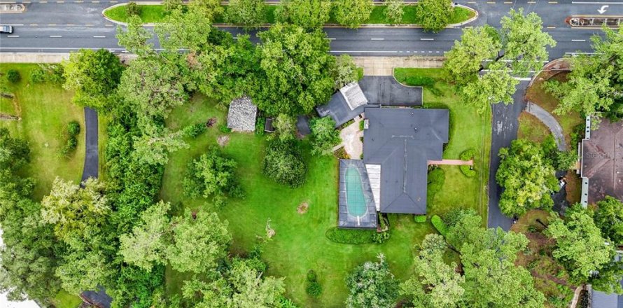 Casa en Gainesville, Florida 4 dormitorios, 318.19 m2 № 1884372