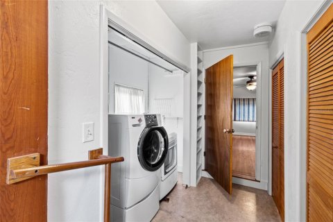Casa en venta en Gainesville, Florida, 4 dormitorios, 318.19 m2 № 1884372 - foto 20