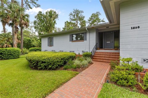 Casa en venta en Gainesville, Florida, 4 dormitorios, 318.19 m2 № 1884372 - foto 4