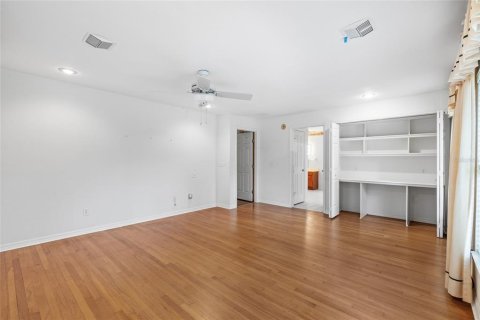 Casa en venta en Gainesville, Florida, 4 dormitorios, 318.19 m2 № 1884372 - foto 22