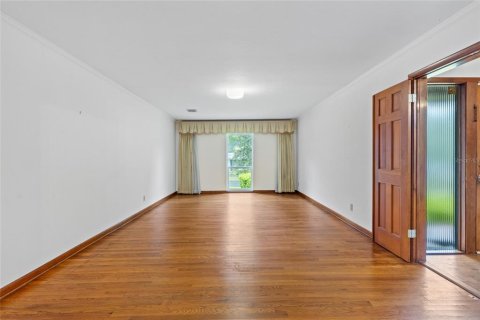 Casa en venta en Gainesville, Florida, 4 dormitorios, 318.19 m2 № 1884372 - foto 7