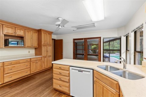 Casa en venta en Gainesville, Florida, 4 dormitorios, 318.19 m2 № 1884372 - foto 13