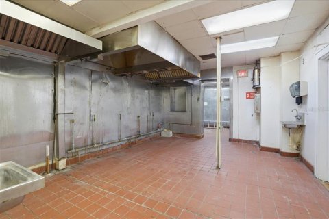 Commercial property in Palmetto, Florida 559.09 sq.m. № 2166029 - photo 25